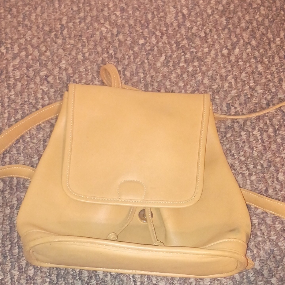 Elegant Tan Leather Backpack